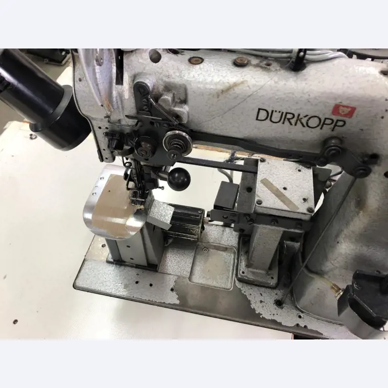 Näh-, Bügel- und Schneidemaschinen zu reduzierten Preisen-1