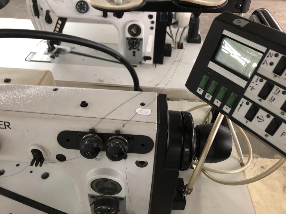 Znižane cene industrijsko-proizvodnje opreme, kot so šivalni stroji, likalni stroji in prikrojevalni stroji-2