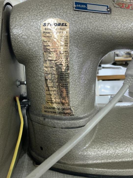 Machines à coudre, à repasser et à couper à prix réduits-2