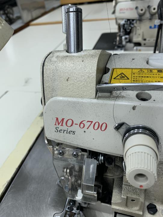 Maszyny do szycia, prasowania i cięcia w obniżonych cenach-2