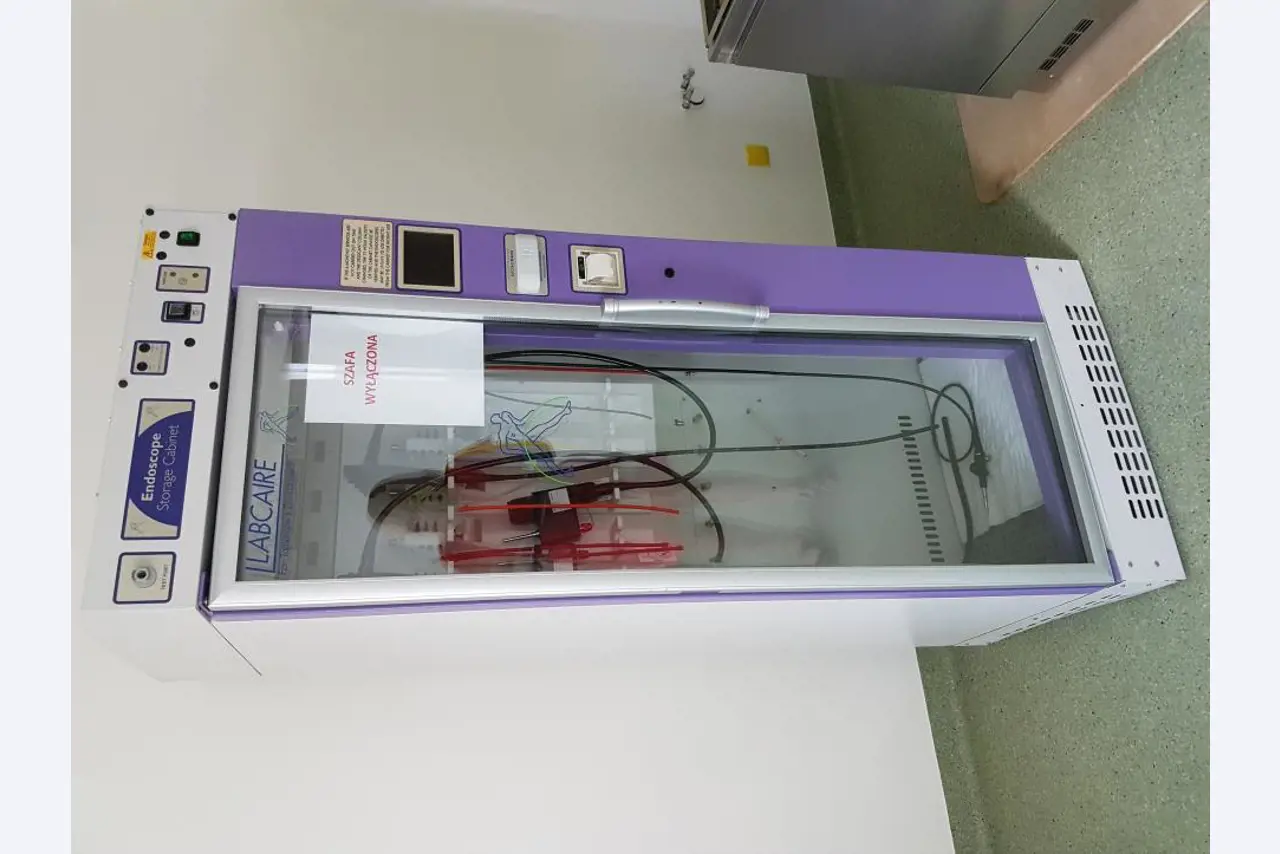 Equipamiento hospitalario-1