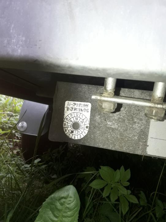 Véhicules, équipement de bureau, stocks et domaines Internet-2