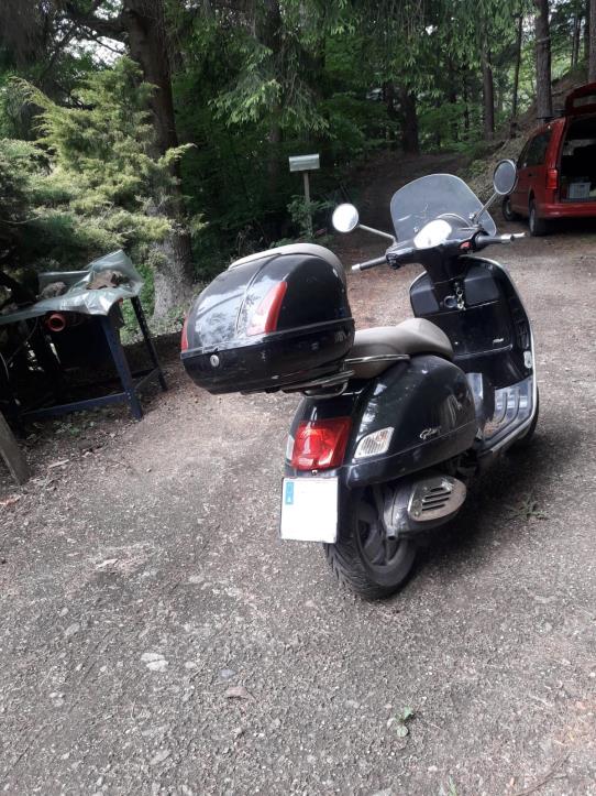 Véhicules, équipement de bureau, stocks et domaines Internet-6