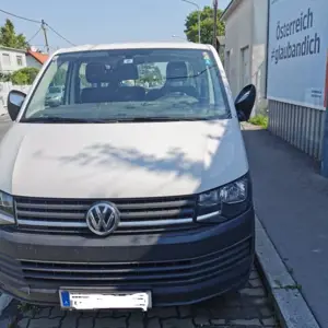 Avto s sedežno klopjo za avtobus VW Volkswagen Kombi KR 2,0 Entry TDI BMT