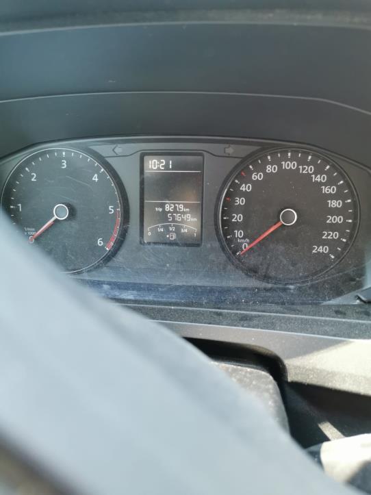 Véhicules, équipement de bureau, stocks et domaines Internet-4