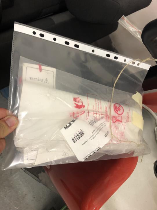 Véhicules, équipement de bureau, stocks et domaines Internet-3