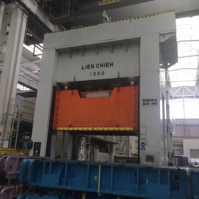 Hydraulische Metallpresse  Lien Chieh L-DT-1500