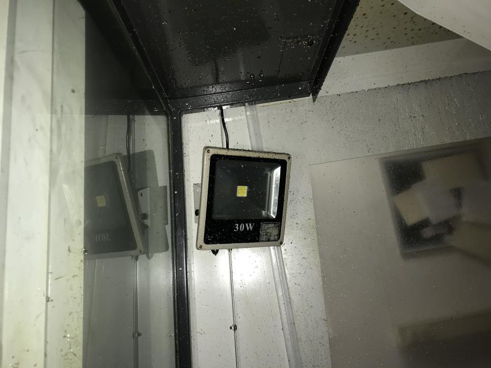 Używane centrum obróbcze, HAAS-16