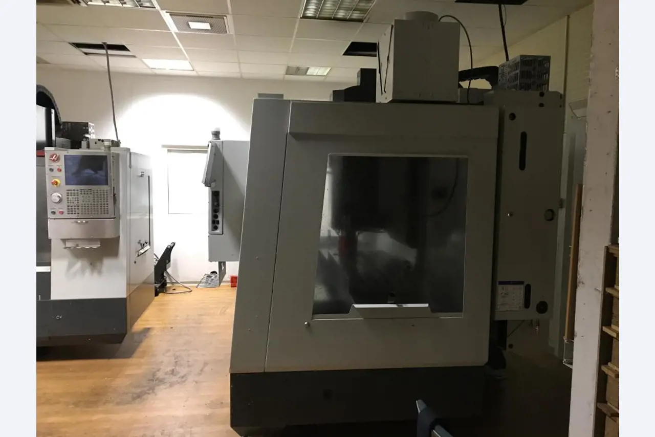 Used machining center, HAAS-2