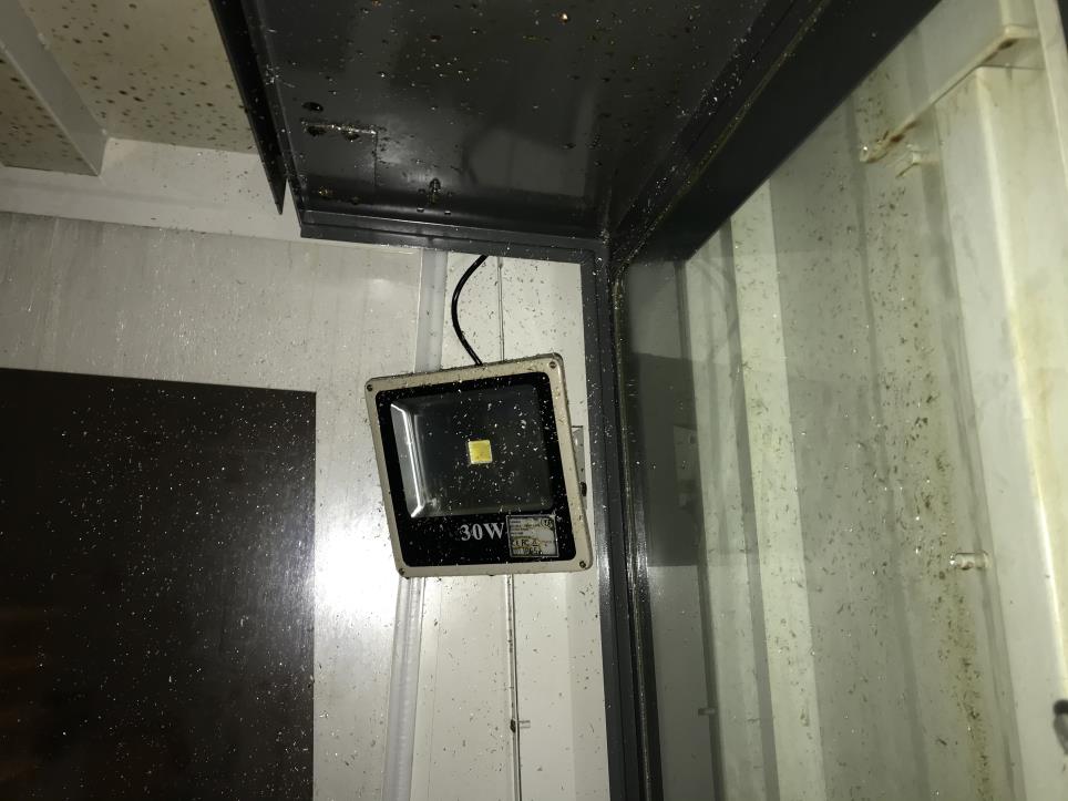 Używane centrum obróbcze, HAAS-19