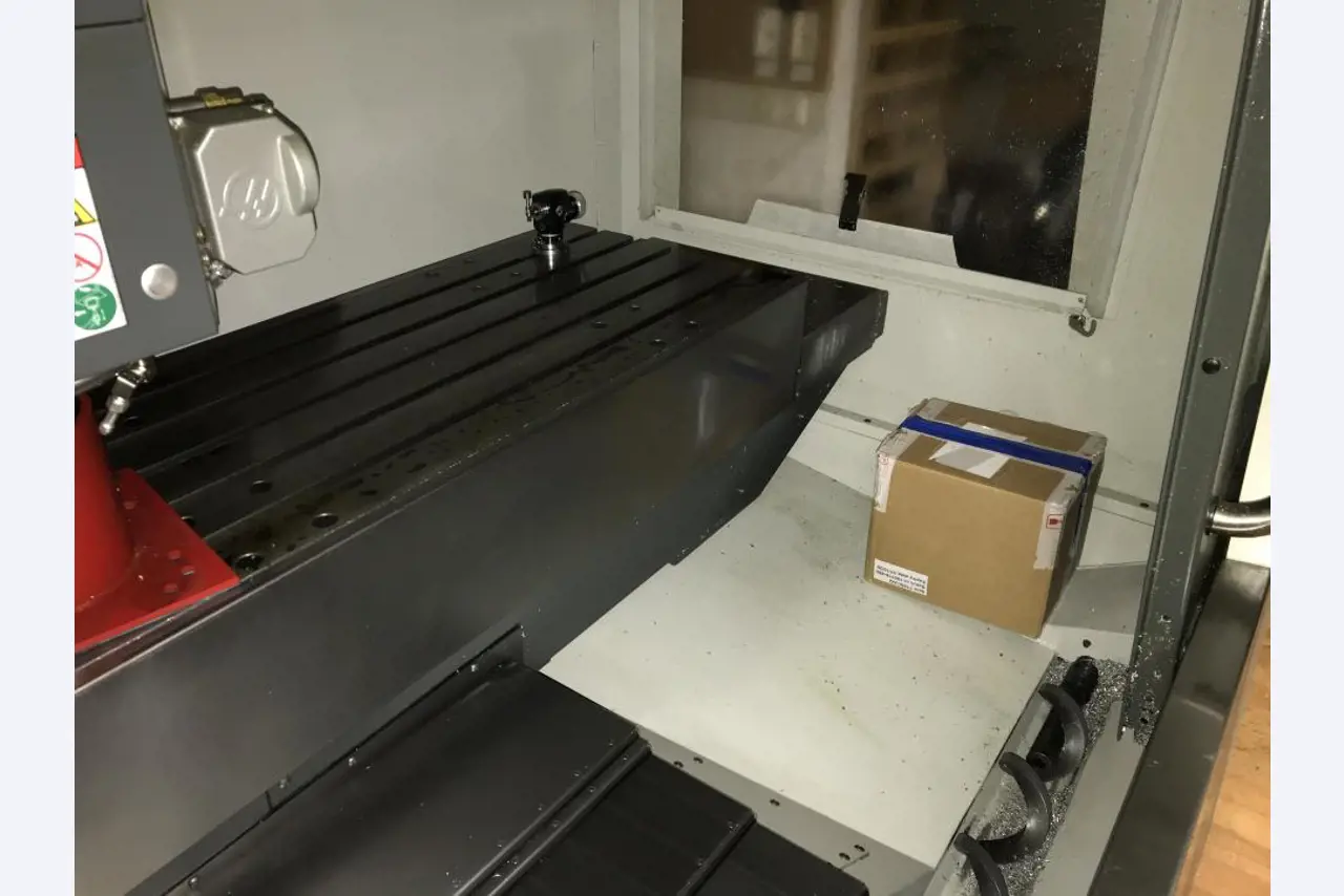 Used machining center, HAAS-21