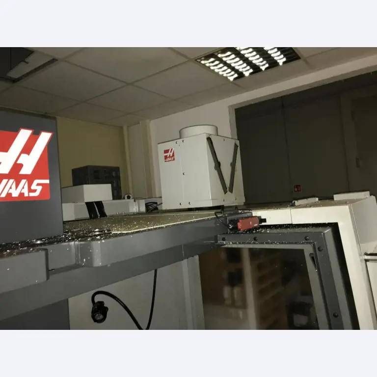 Used machining center, HAAS-28
