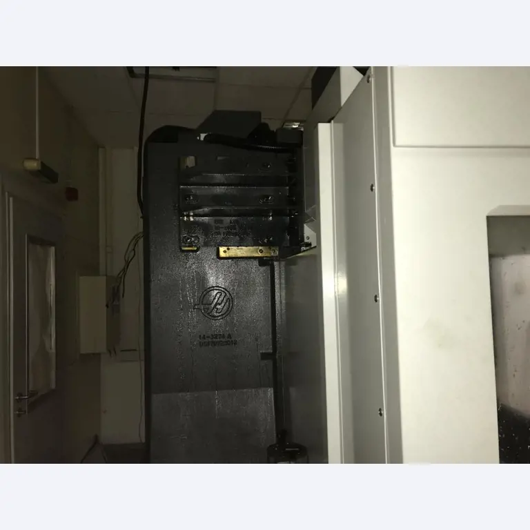 Used machining center, HAAS-6