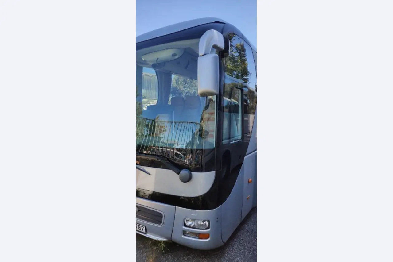 Dobro vzdrževan avtobus MAN-3