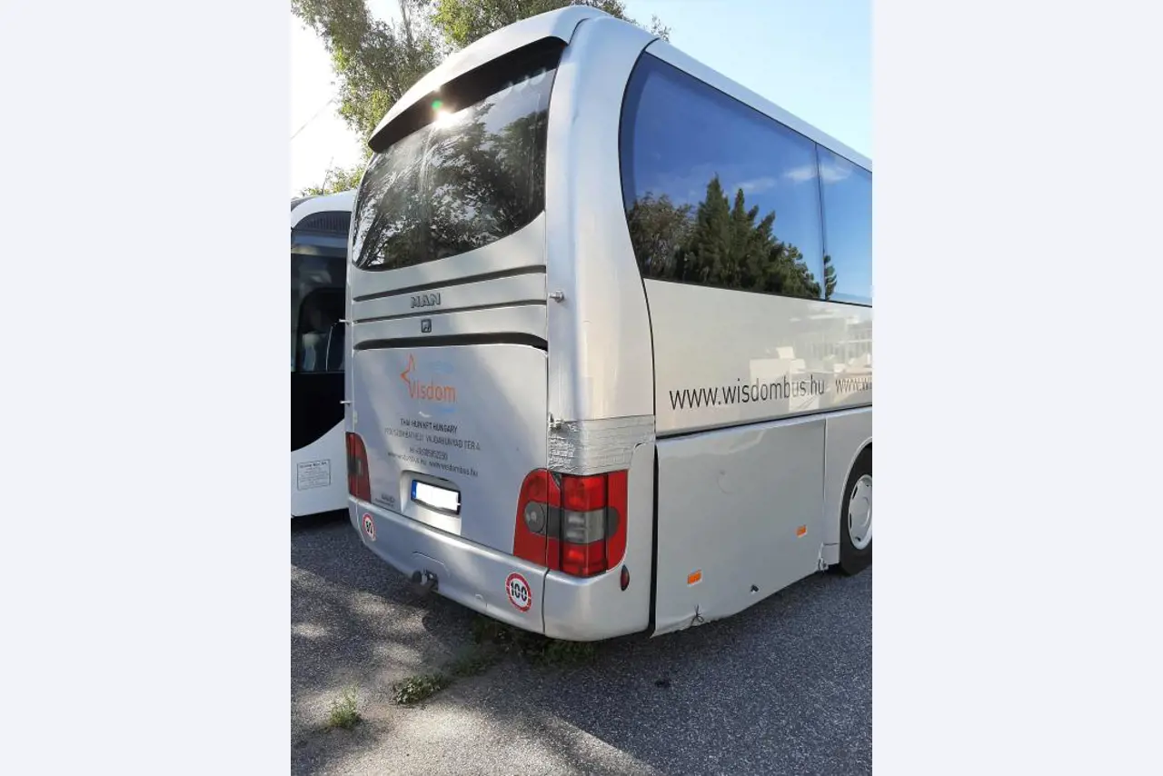 Dobro vzdrževan avtobus MAN-2