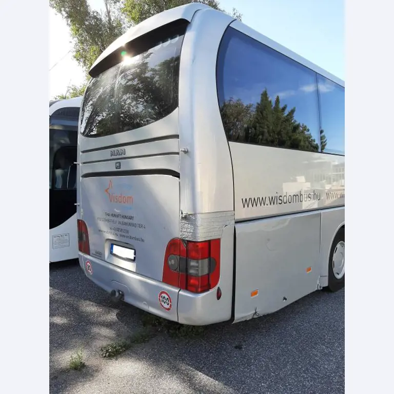 Dobro vzdrževan avtobus MAN-2