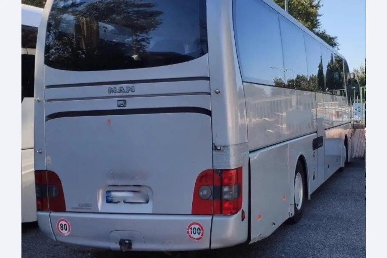 Dobro vzdrževan avtobus MAN-11