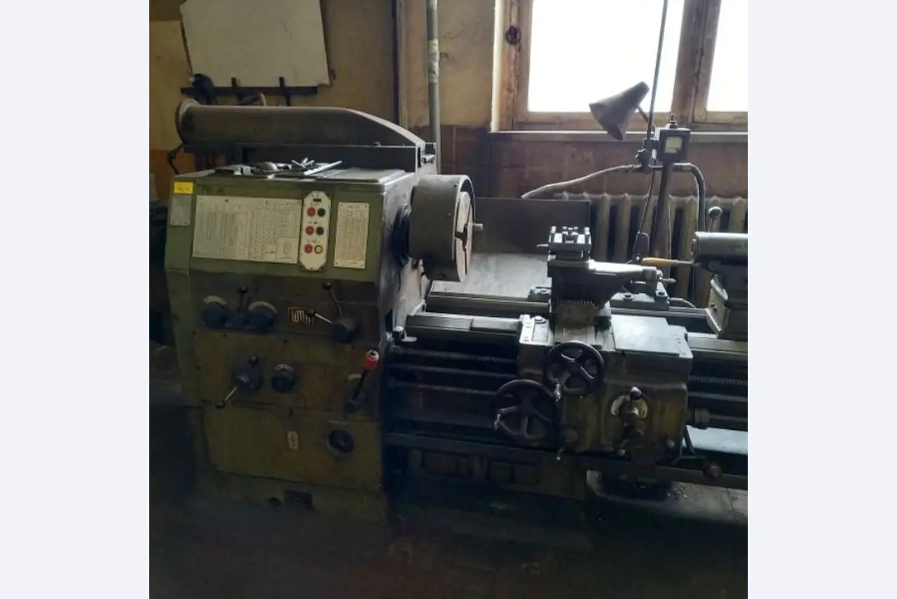 Machinery and equipment from a German metal construction company -3