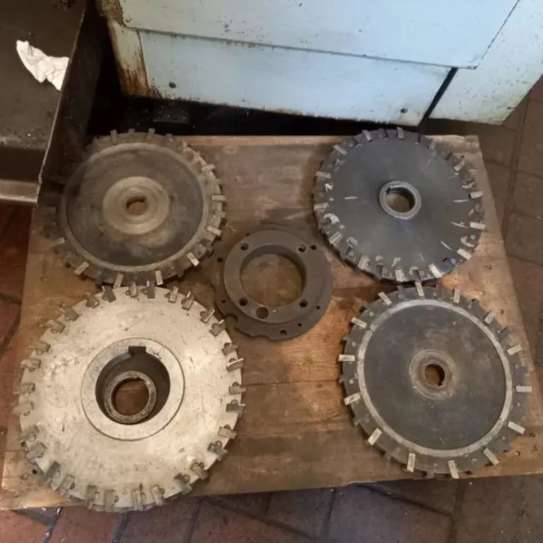 Machinery and equipment from a German metal construction company -13