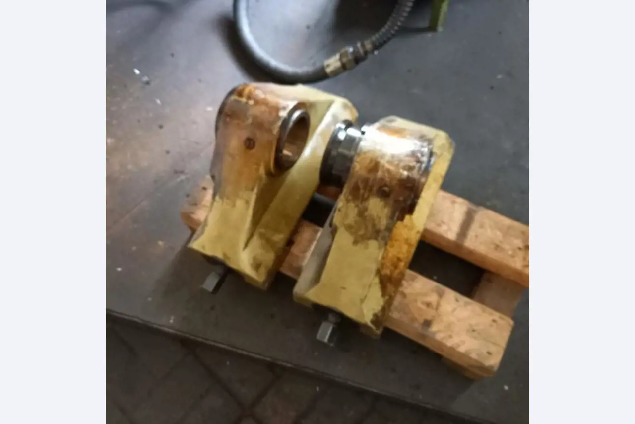 Machinery and equipment from a German metal construction company -6