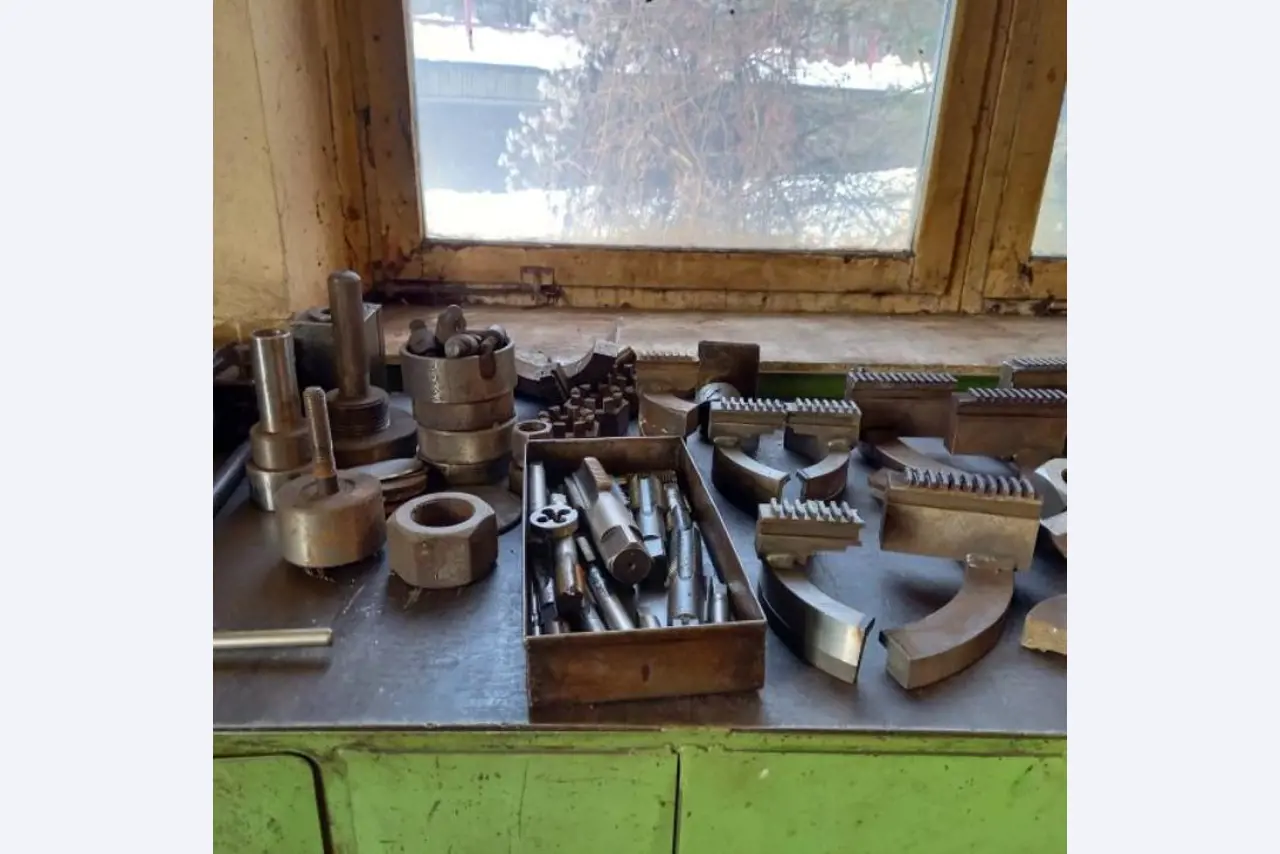 Machinery and equipment from a German metal construction company -12