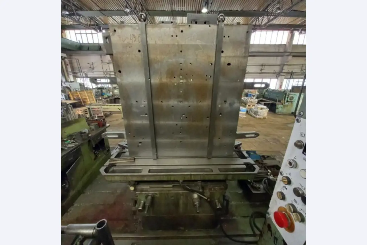 Machinery and equipment from a German metal construction company -9