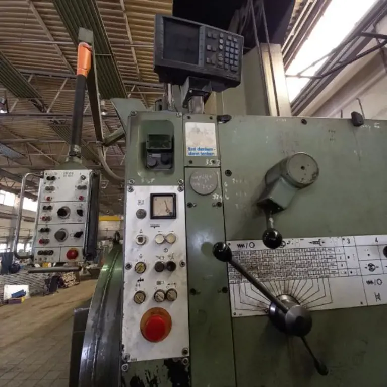 Machinery and equipment from a German metal construction company -12