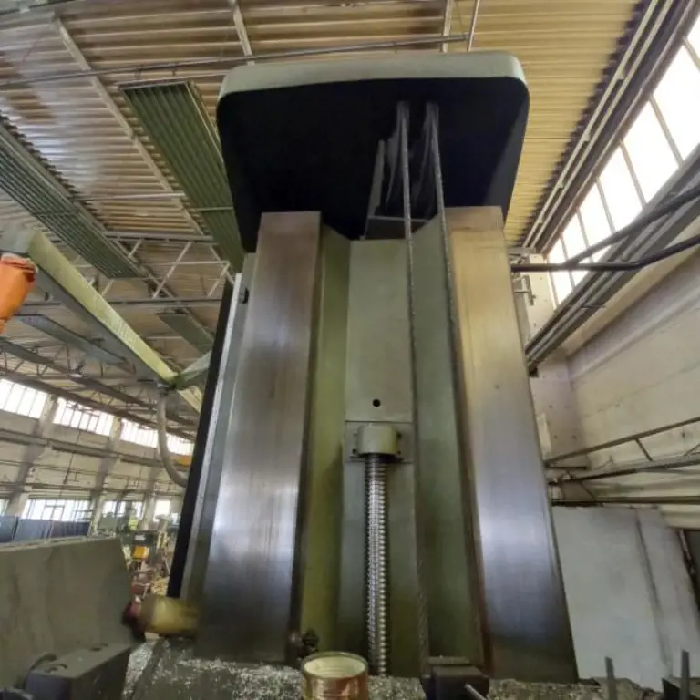 Machinery and equipment from a German metal construction company -11