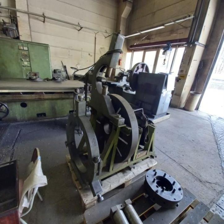 Maschinen und Einrichtungen eines deutschen Metallbauunternehmens-7