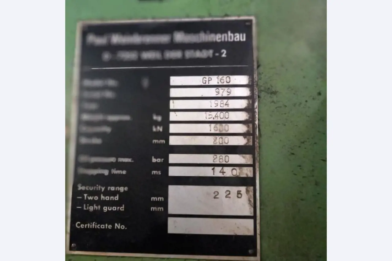 Stroji in oprema nemškega podjetja za gradnjo kovin-10