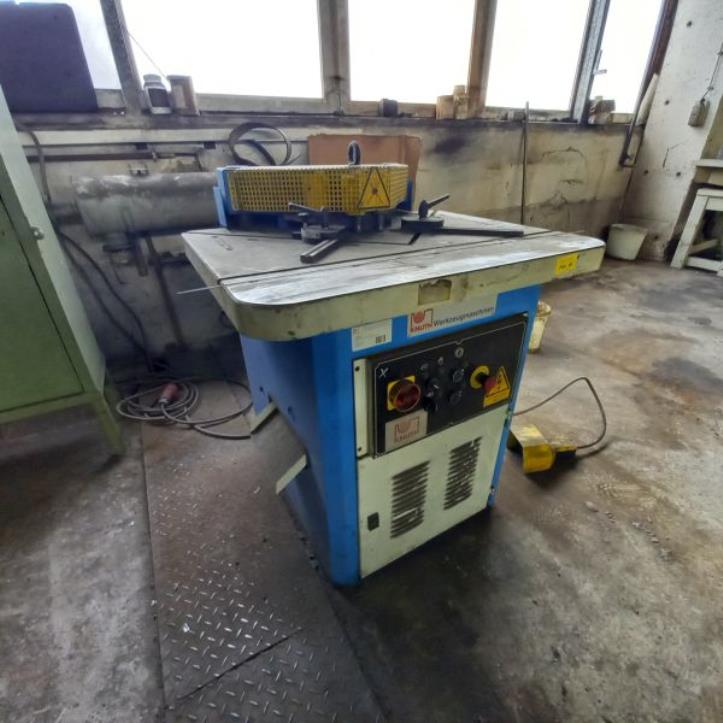 Máquinas e equipamentos de uma empresa alemã de construção metálica-1