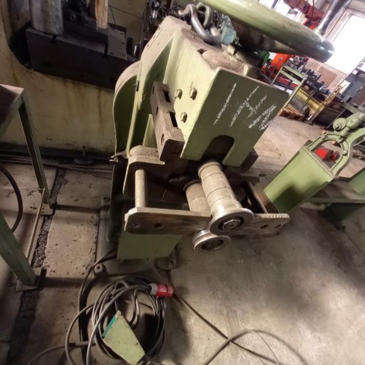 Maschinen und Einrichtungen eines deutschen Metallbauunternehmens-3