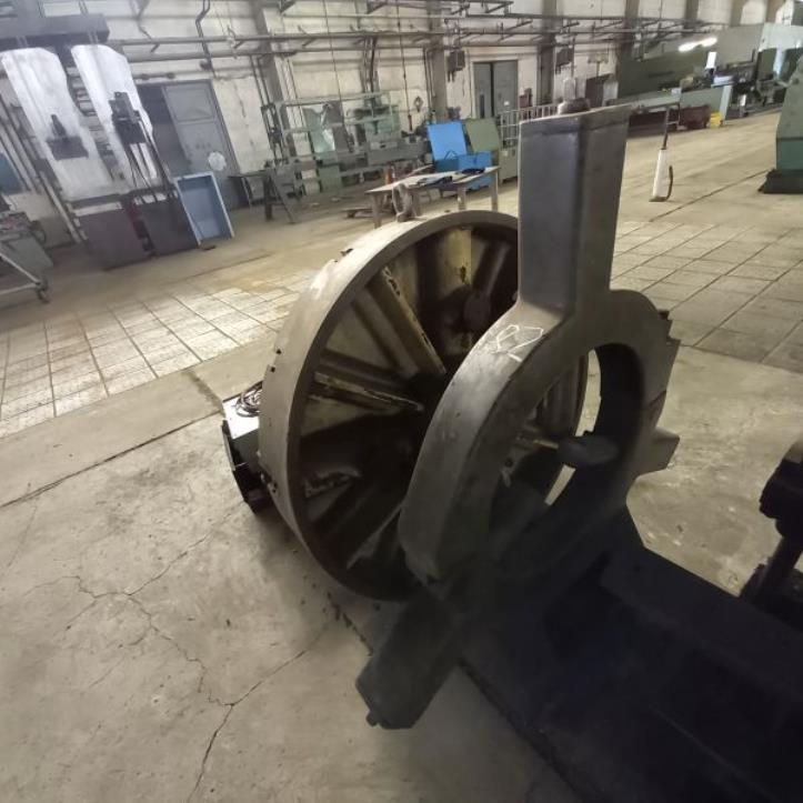 Maschinen und Einrichtungen eines deutschen Metallbauunternehmens-8