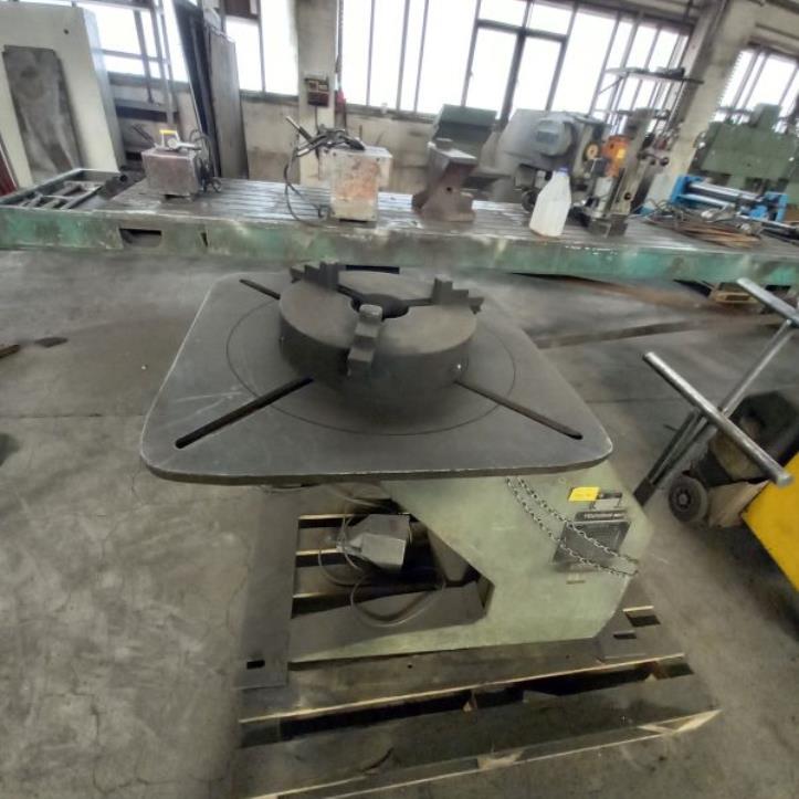 Machines et équipements d'une entreprise allemande de construction métallique-1