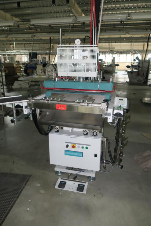 Textilverarbeitungsmaschinen-1