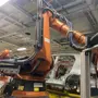 thumbnail-KUKA Roboter und Maschinen aus dem Bereich Fahrzeugbau-1