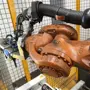 thumbnail-Goed onderhouden bewerkingscentra en robots bij een toeleverancier voor de auto-industrie-2