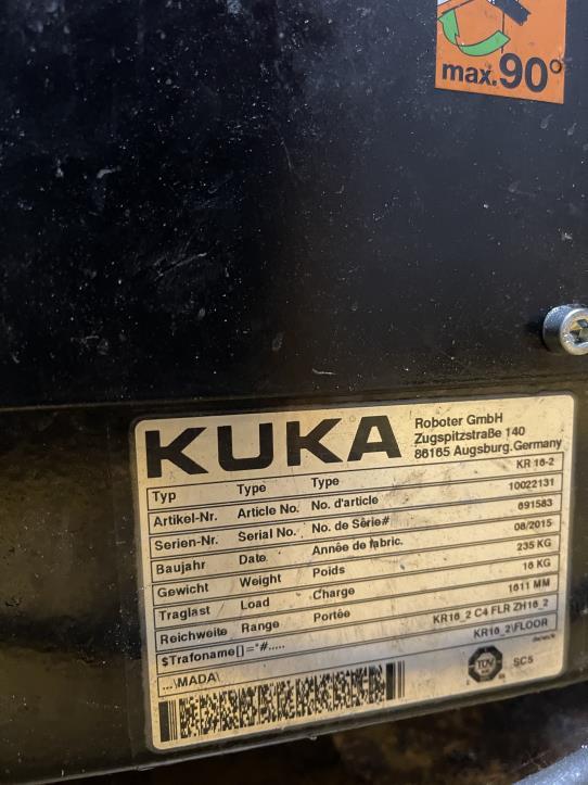 Well-maintained machining centers and robots from an automotive supplier-5