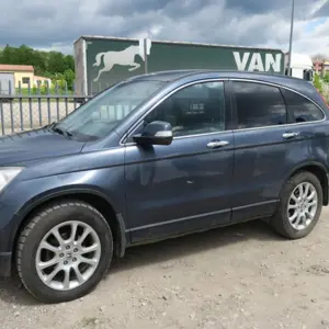 Samochód Honda CR-V