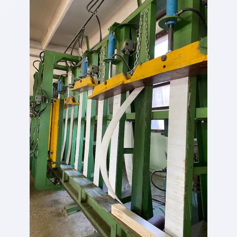 Machines à bois et installations d'une menuiserie-1