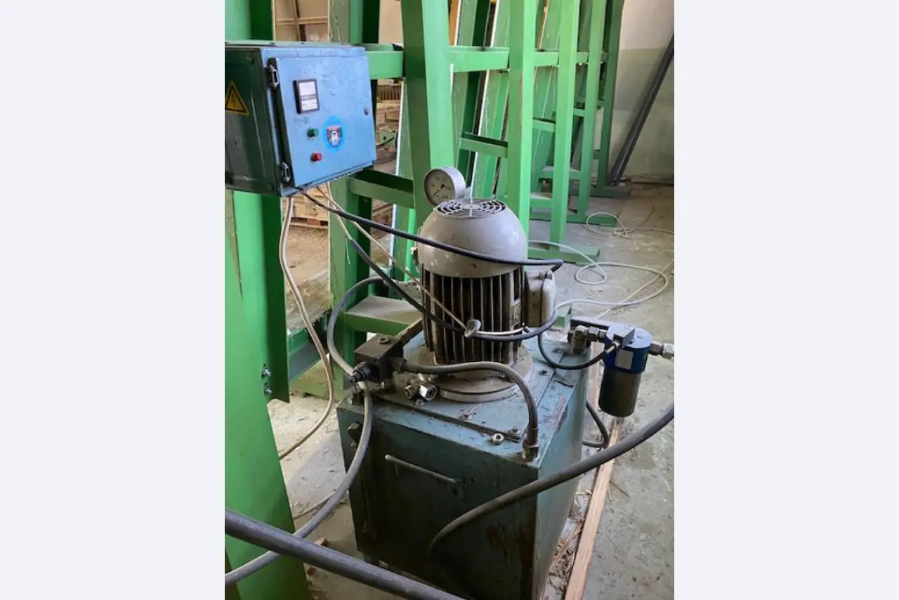 Machines à bois et installations d'une menuiserie-3