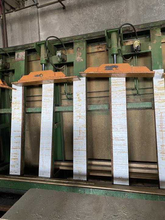 Woodworking machines of a carpentry workshop-3