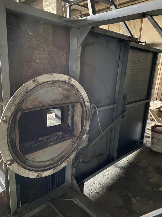 Holzbearbeitungsmaschinen und Anlagen einer Tischlerei-9