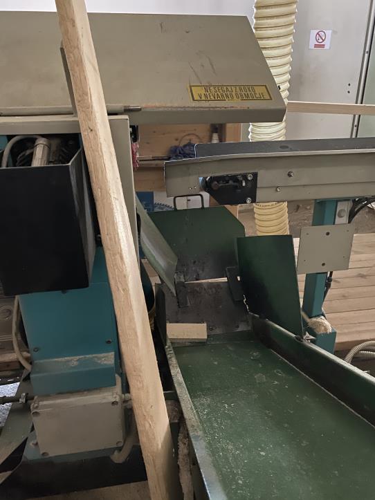 Machines à bois et installations d'une menuiserie-9