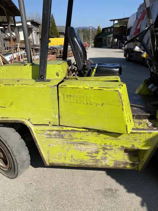 Dřevoobráběcí stroje a systémy v truhlářství-2