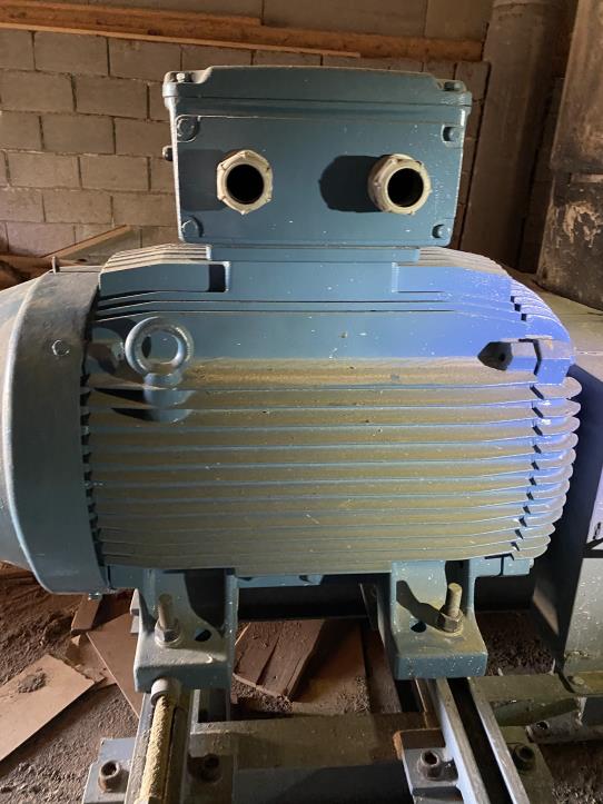 Dřevoobráběcí stroje a systémy v truhlářství-3