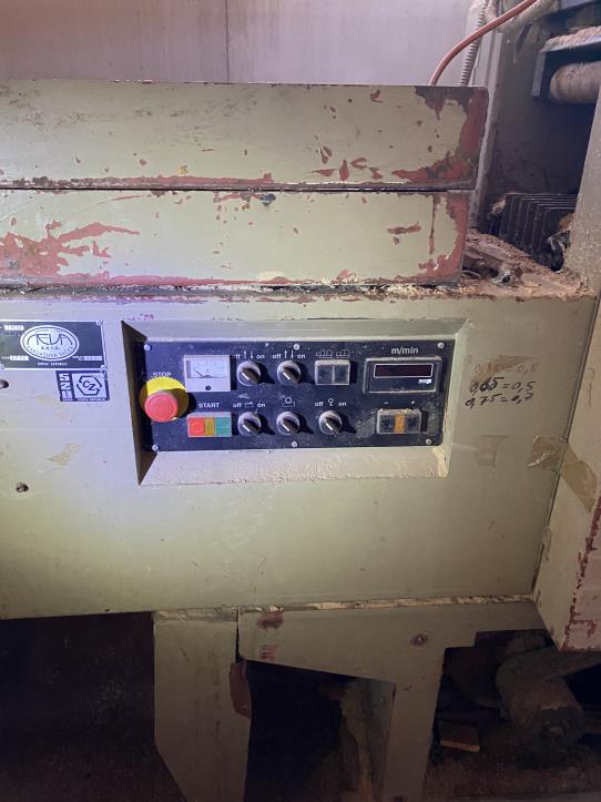 Dřevoobráběcí stroje a systémy v truhlářství-3