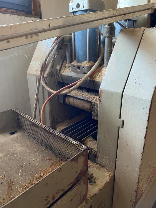 Dřevoobráběcí stroje a systémy v truhlářství-4