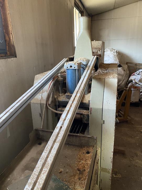 Dřevoobráběcí stroje a systémy v truhlářství-6