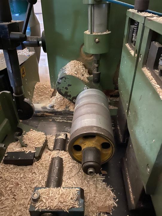 Rabljeni in dobro vzdrževani Stroji in oprema za obdelavo lesa -3